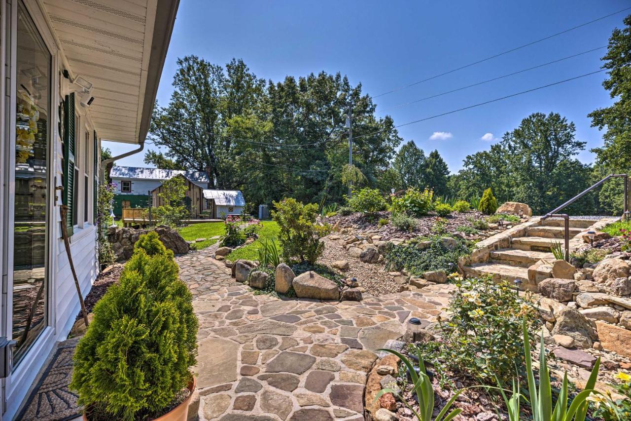 Charming Cottage Less Than 10 Mi To Wineries And Skiing! Nellysford Luaran gambar